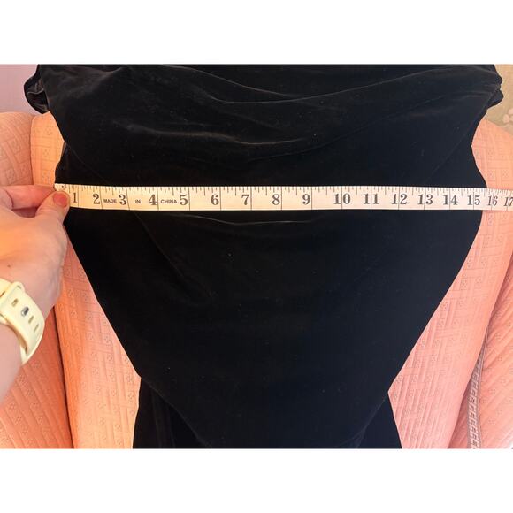 Vintage Ann Klein II Velour Velvet Little Black Bodycon Dress Size 4 - Picture 7 of 11